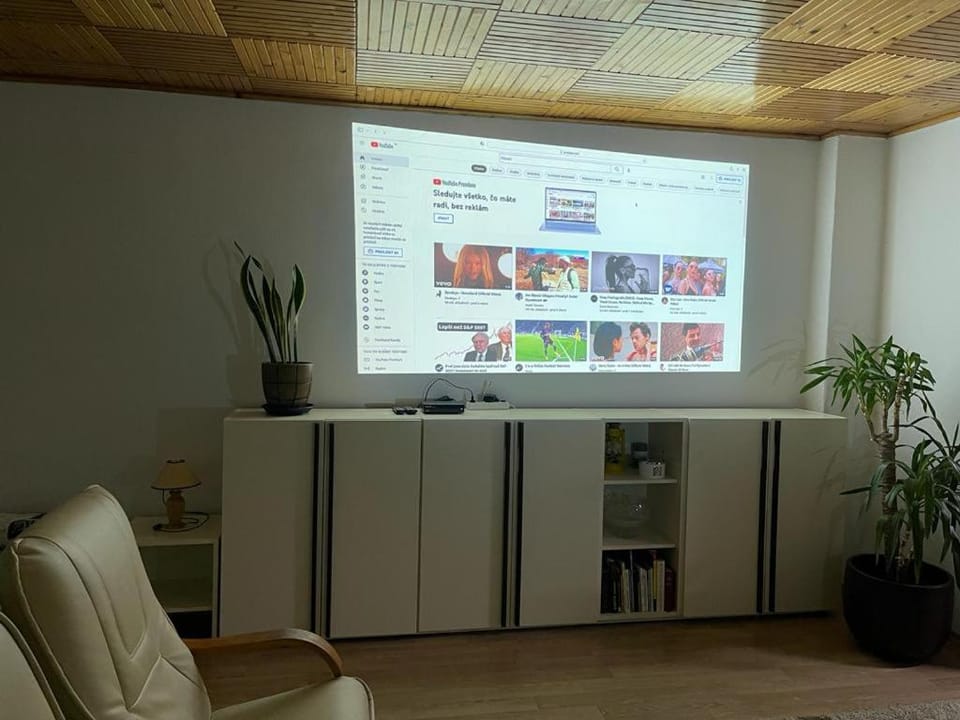 Communal lounge/ TV room, TV and multimedia