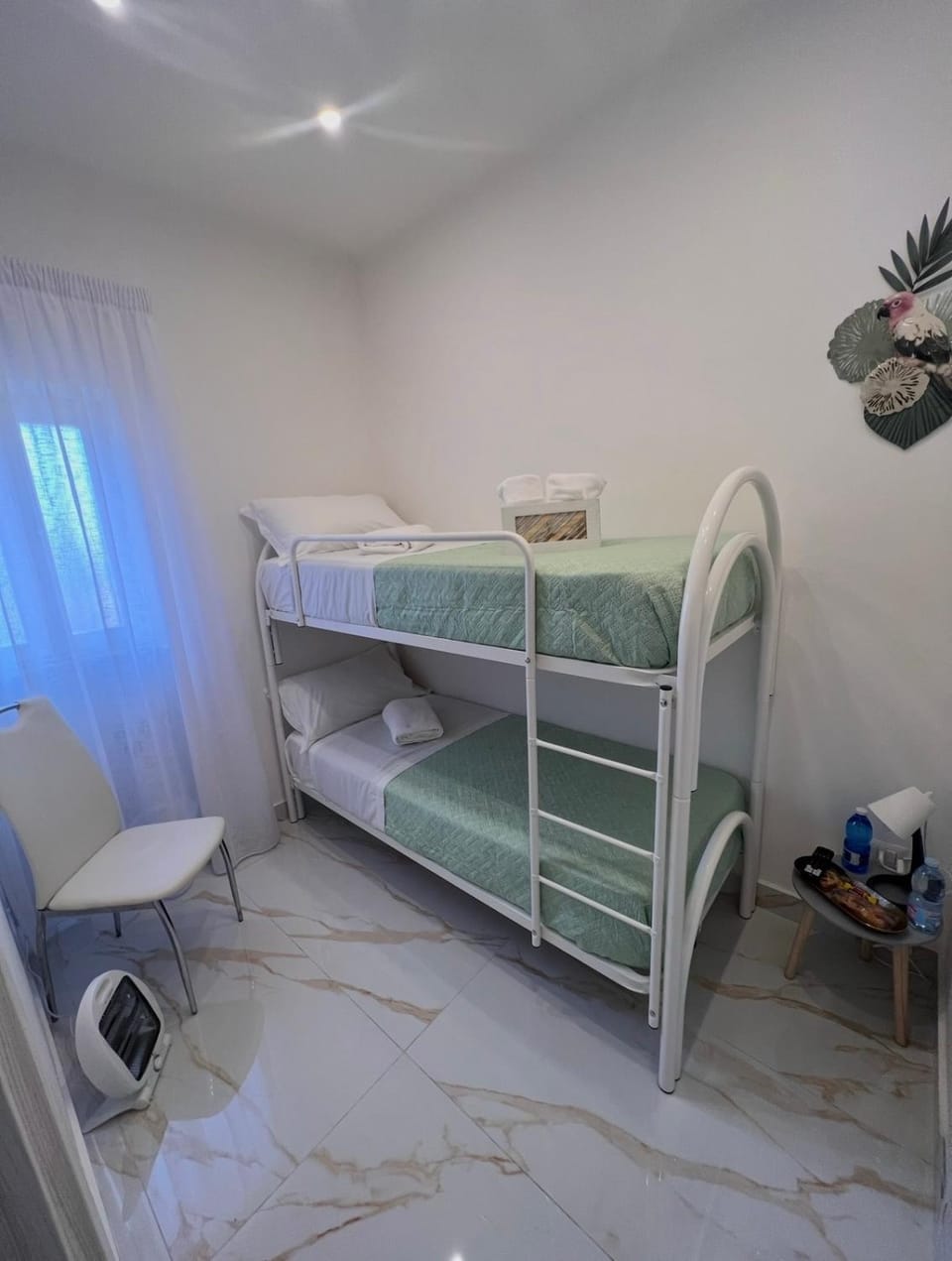 Easy Boarding Bed and Breakfast in Naples
