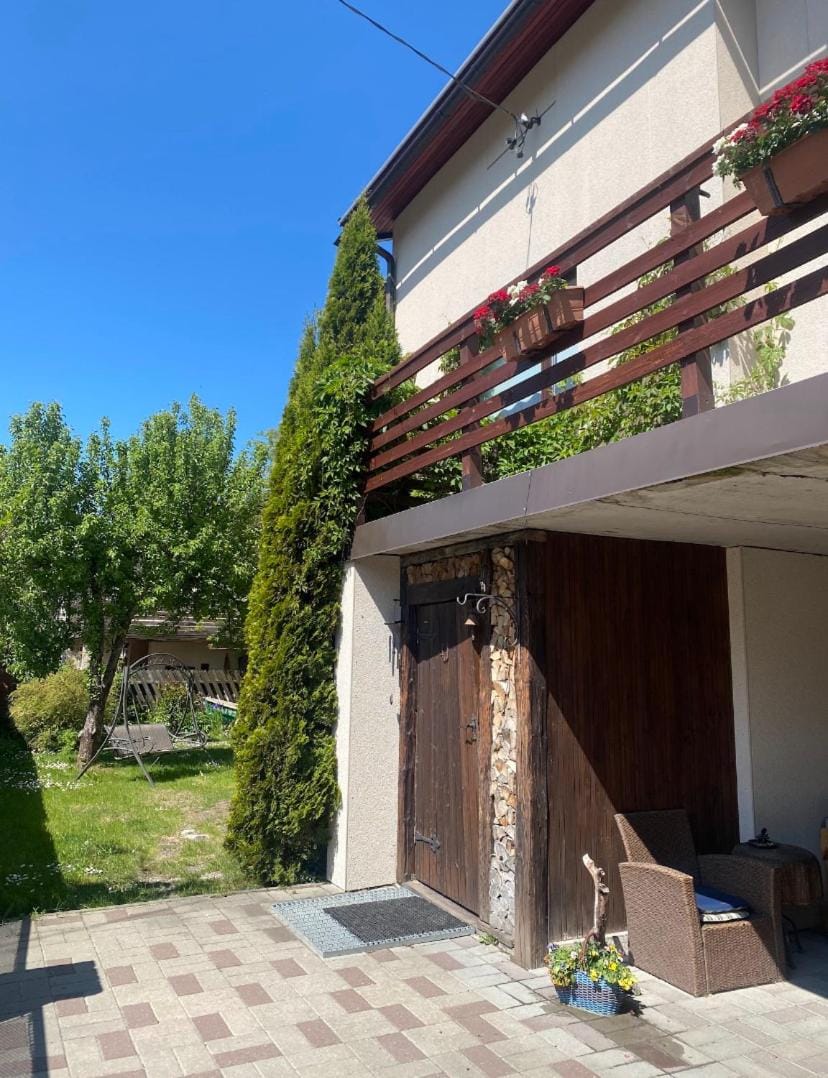 Garden, Garden view