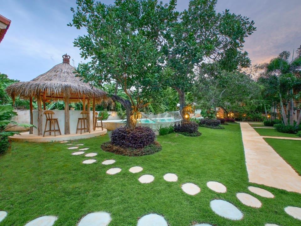 Garden, Garden view