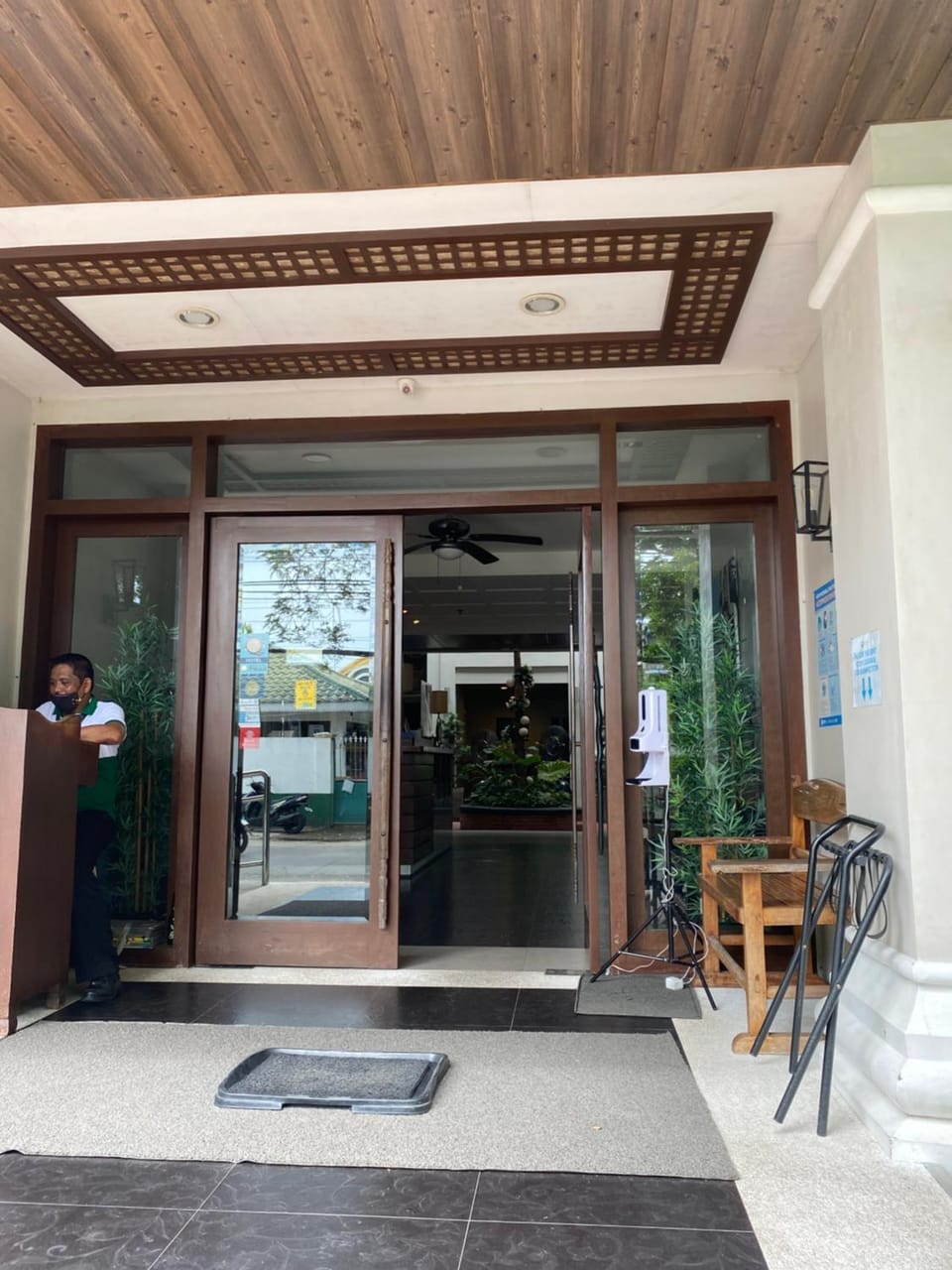 Vivere Condominium Apartment hotel in Ilocos Region