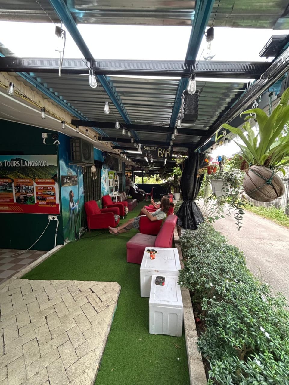 Day, Garden, Seating area, Garden view