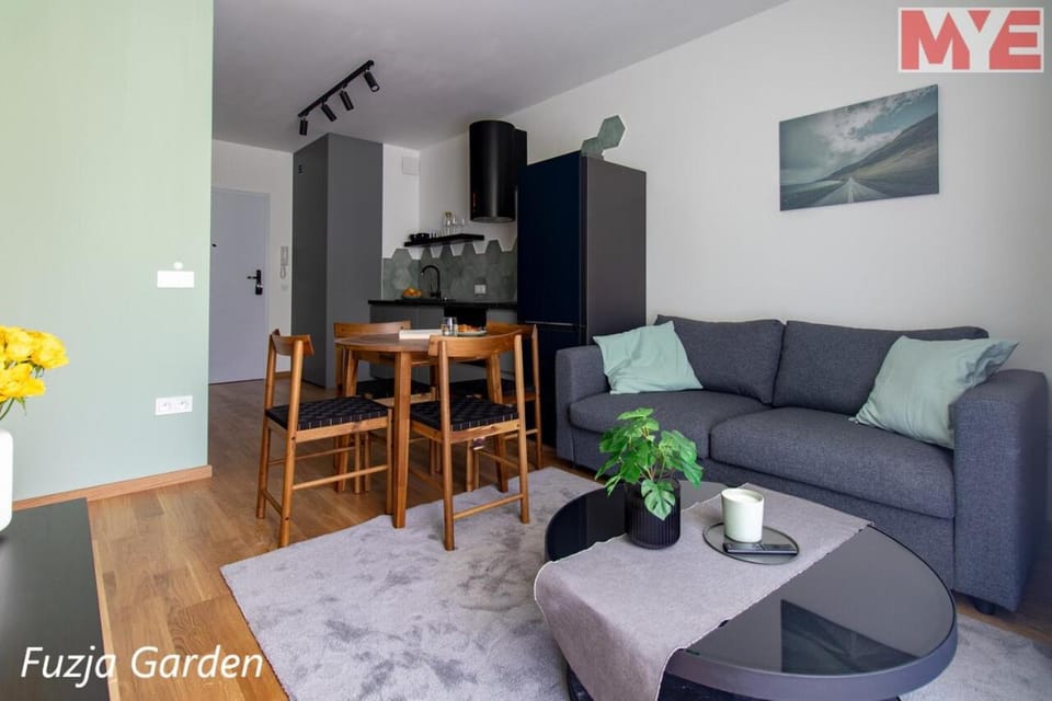 MYE Apartments - Fuzja Apartment in Masovian Voivodeship