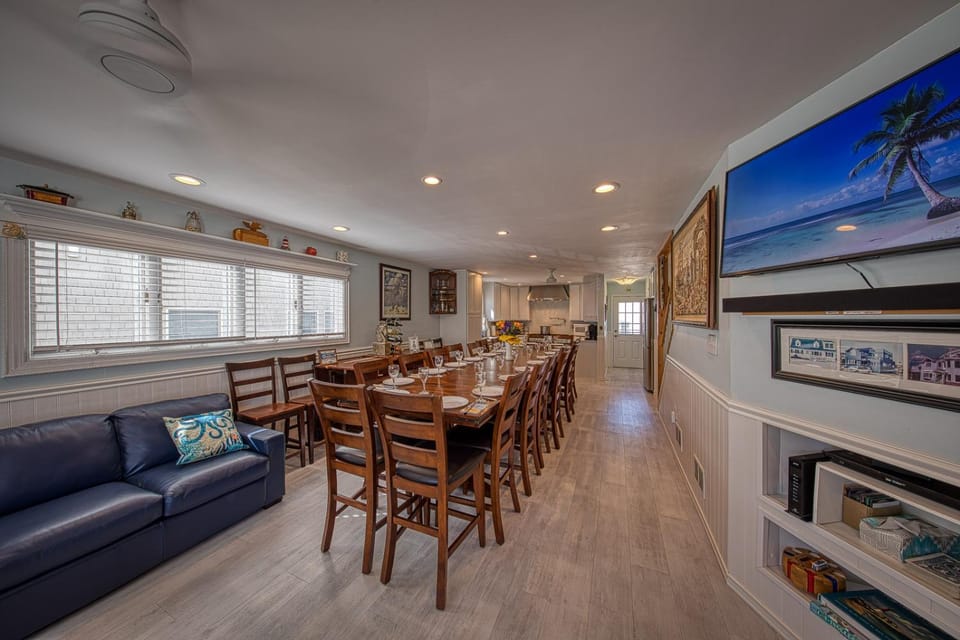 Living room, Dining area, kitchen