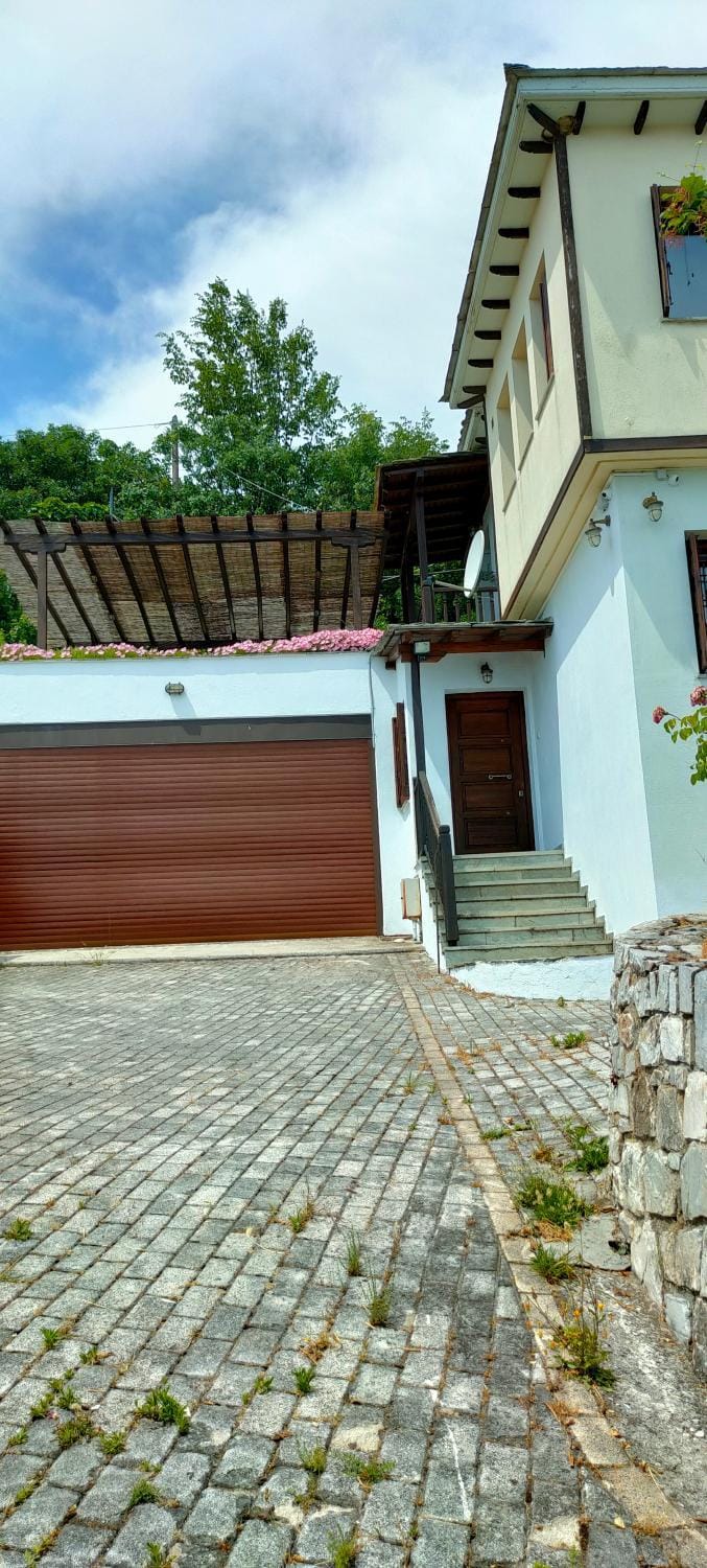 Athina's Villa Uphill Villa in Magnesia Prefecture, Greece