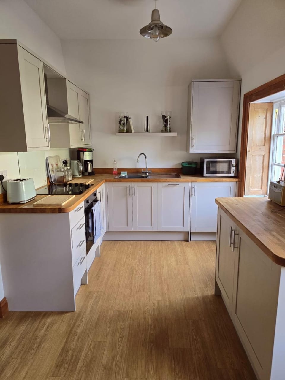 Stunning 1 bedroom self contained apartment Apartment in Hythe