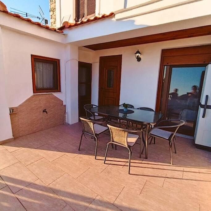 Patio, Balcony/Terrace, Balcony/Terrace, Dining area