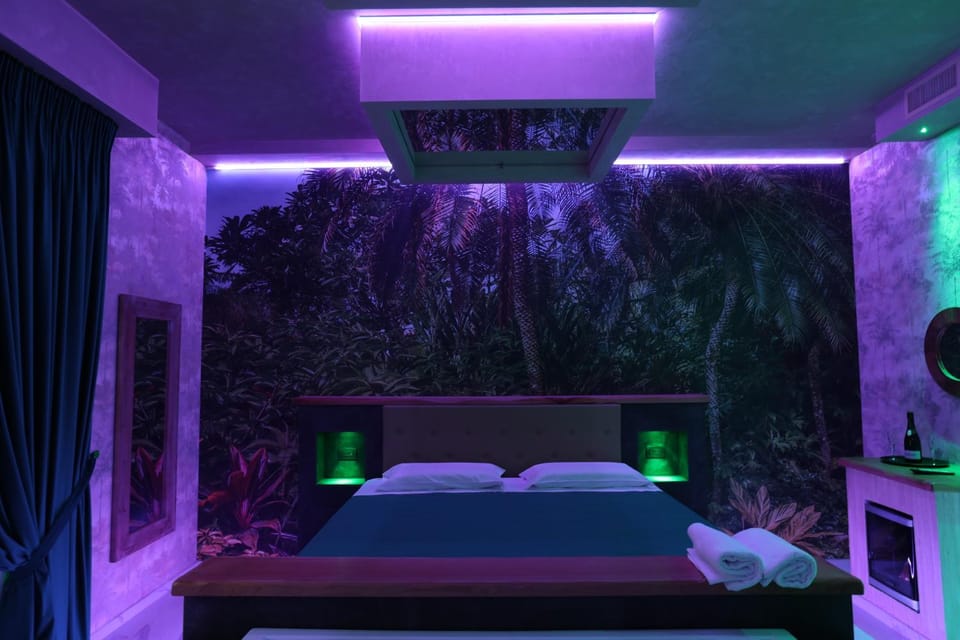 Bed, Sauna, Solarium, Steam room, Spa and wellness centre/facilities, Photo of the whole room, Bedroom