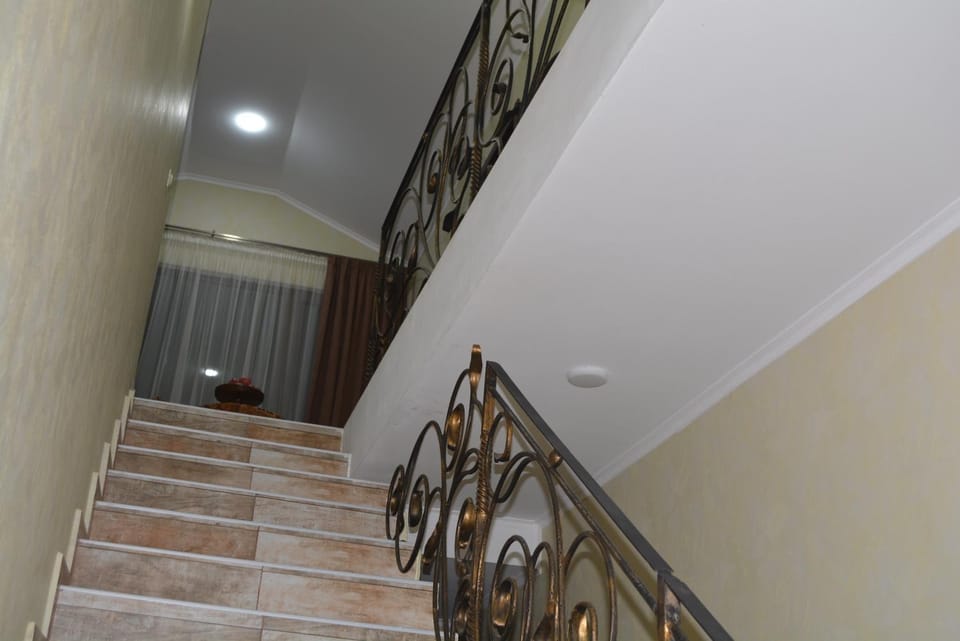 west door Apartment in Tbilisi