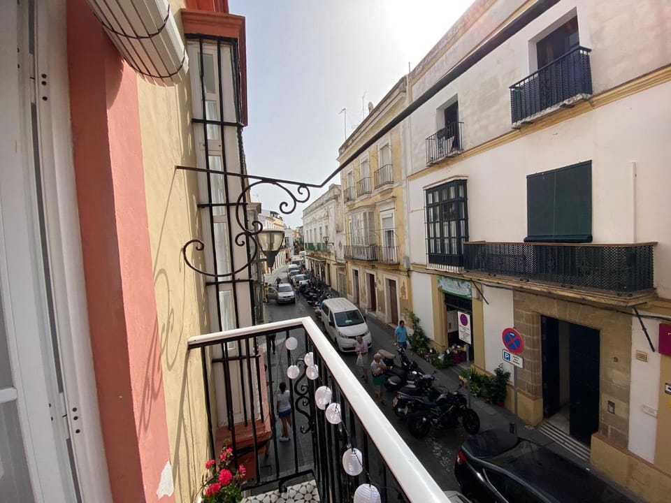 Neighbourhood, View (from property/room), Balcony/Terrace, Street view