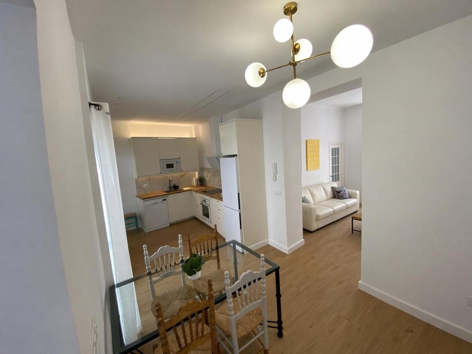 Kitchen or kitchenette, Living room, Dining area