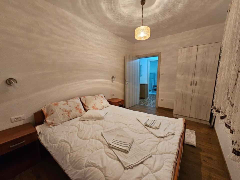 Apartman Šparović u blizini Porto Novog Kumbor Apartment in Kotor Municipality