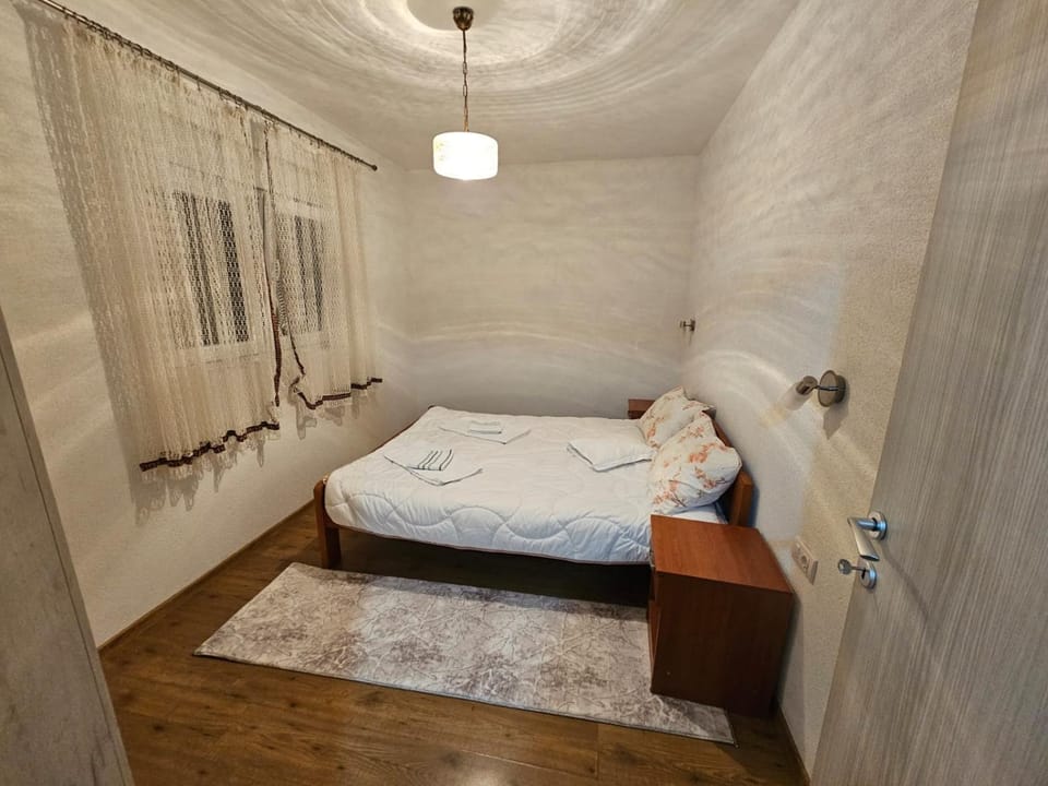 Apartman Šparović u blizini Porto Novog Kumbor Apartment in Kotor Municipality