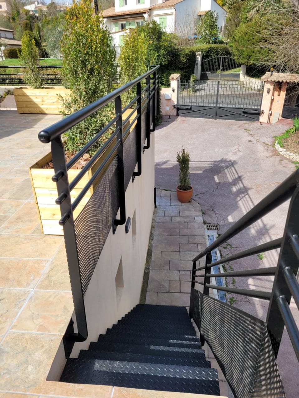 Property building, Balcony/Terrace