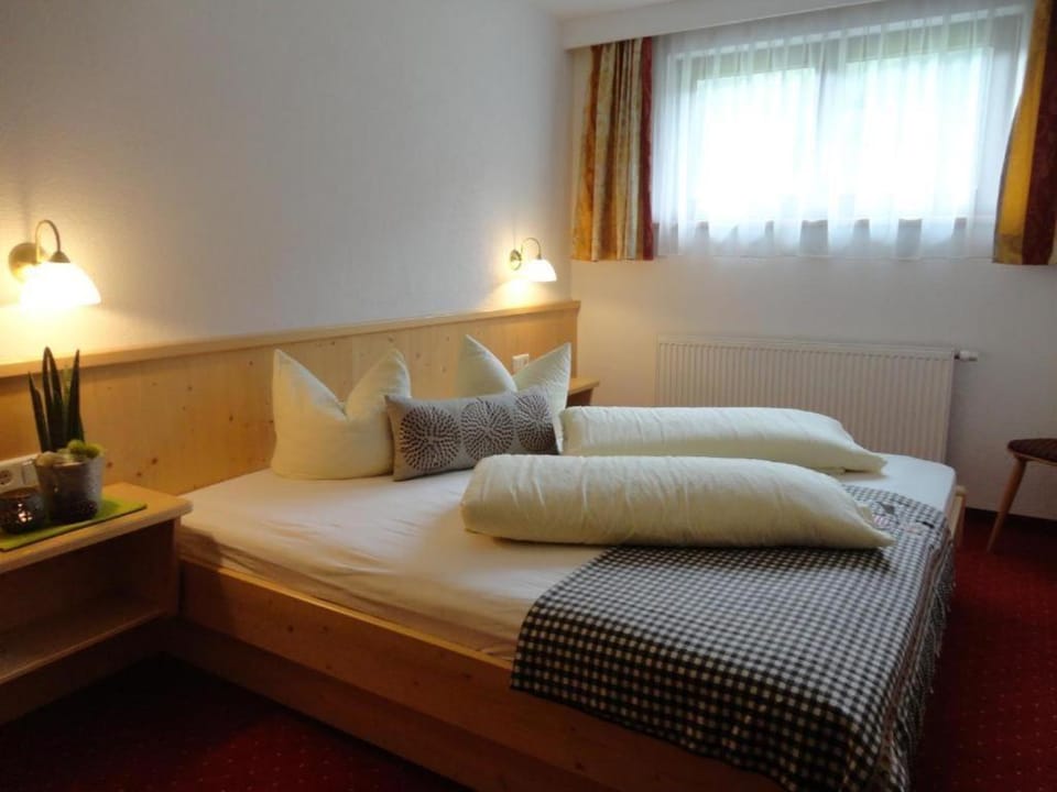 Wiesenhof Apartment in Tyrol