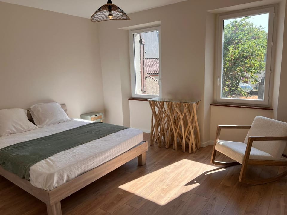 Bed, Bedroom