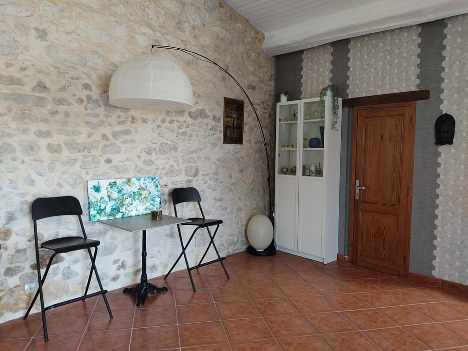 gîte du Laïka House in Nouvelle-Aquitaine