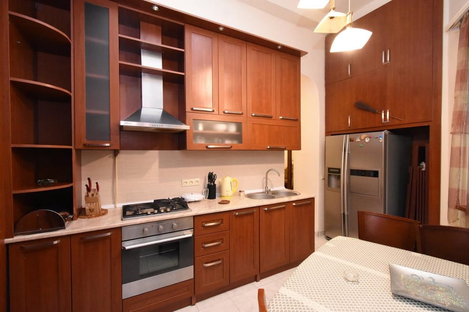 Kitchen or kitchenette, oven, stove
