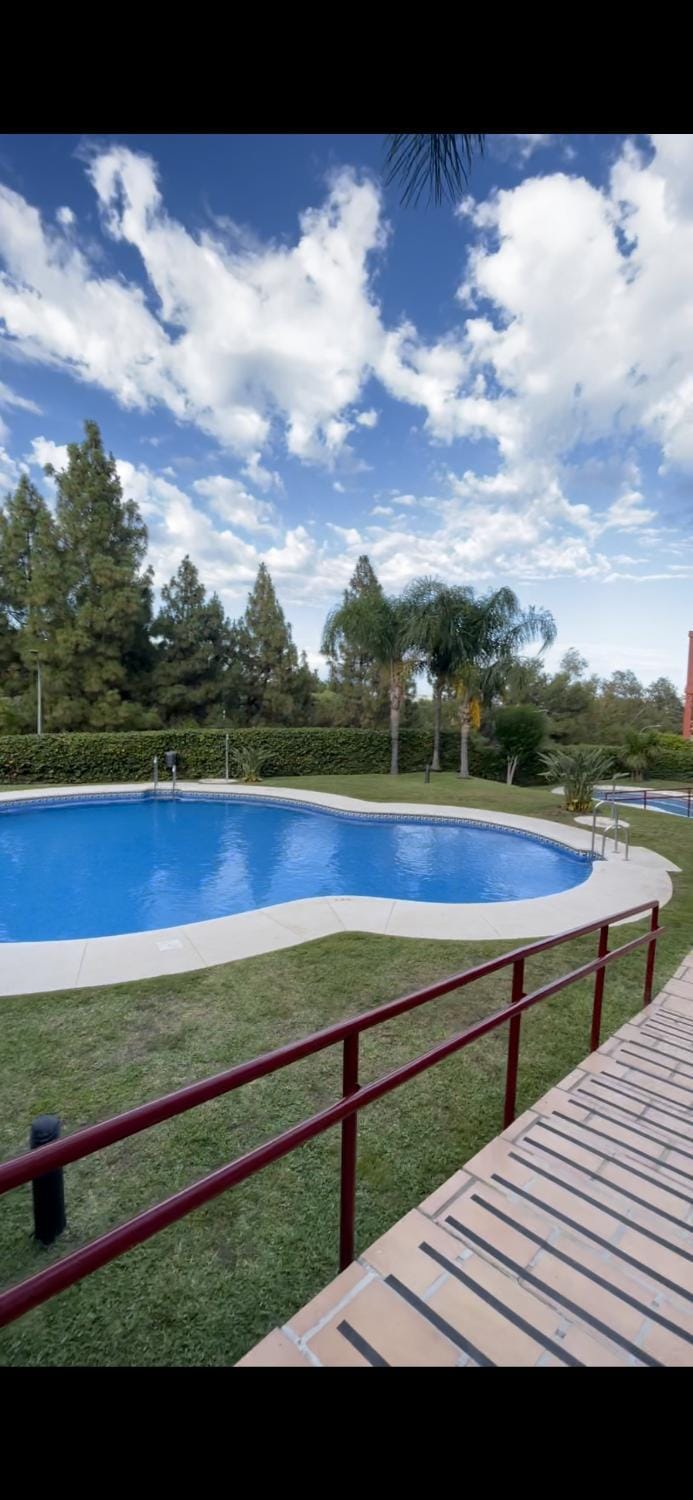 Swimming pool, Swimming pool