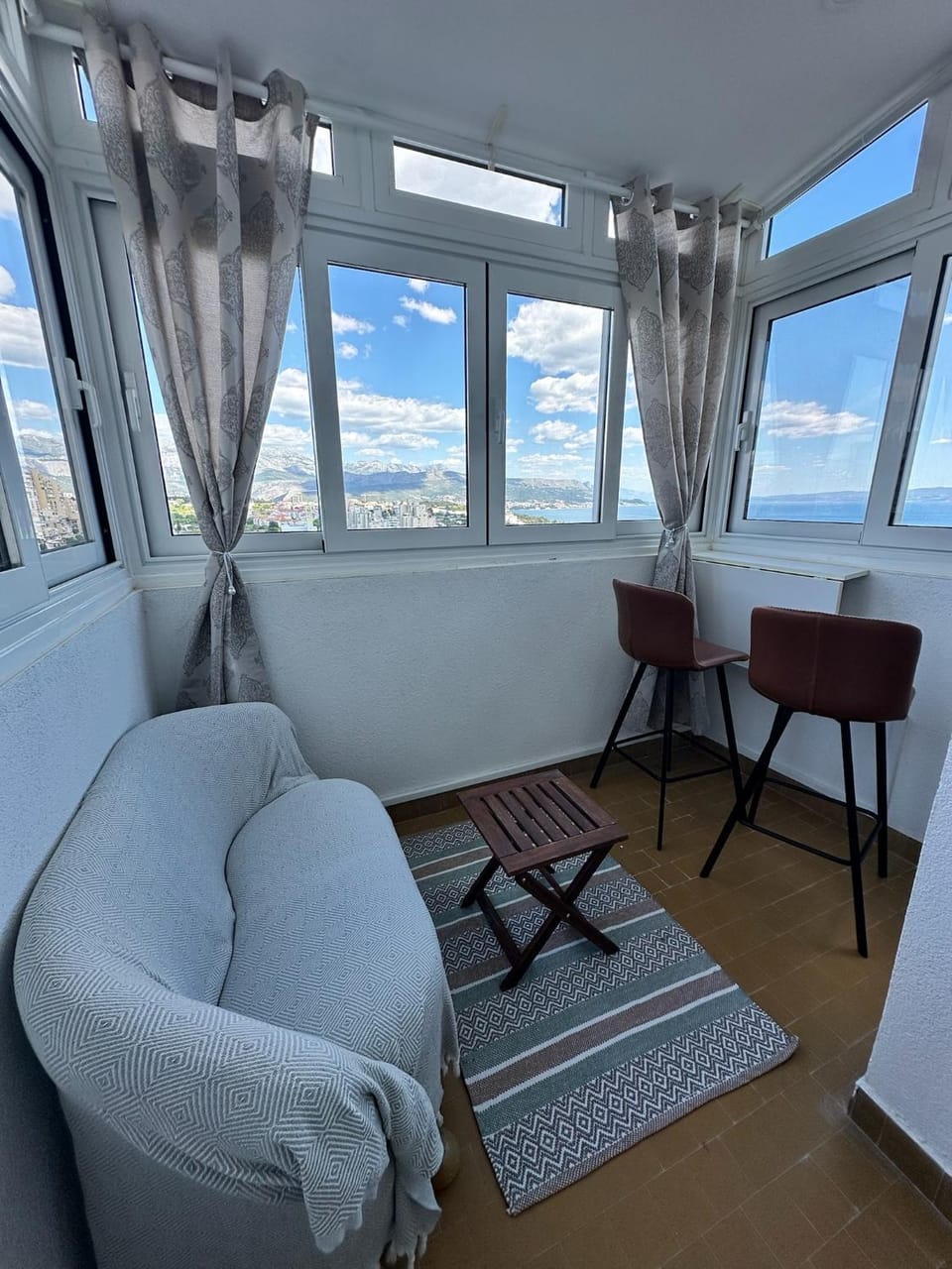 T-star, 2-bedroom apartment with magnificent beach view Apartment in Split