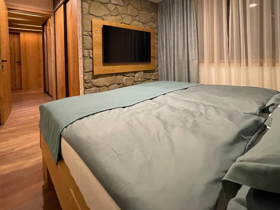 TV and multimedia, Bedroom