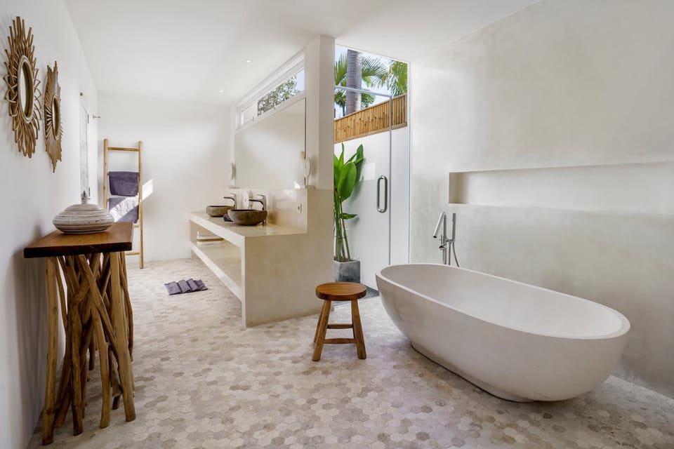 Bathroom, Bath