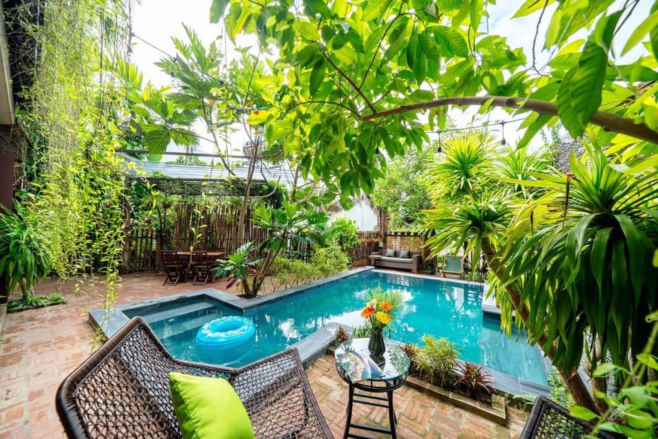 Pool view, Swimming pool