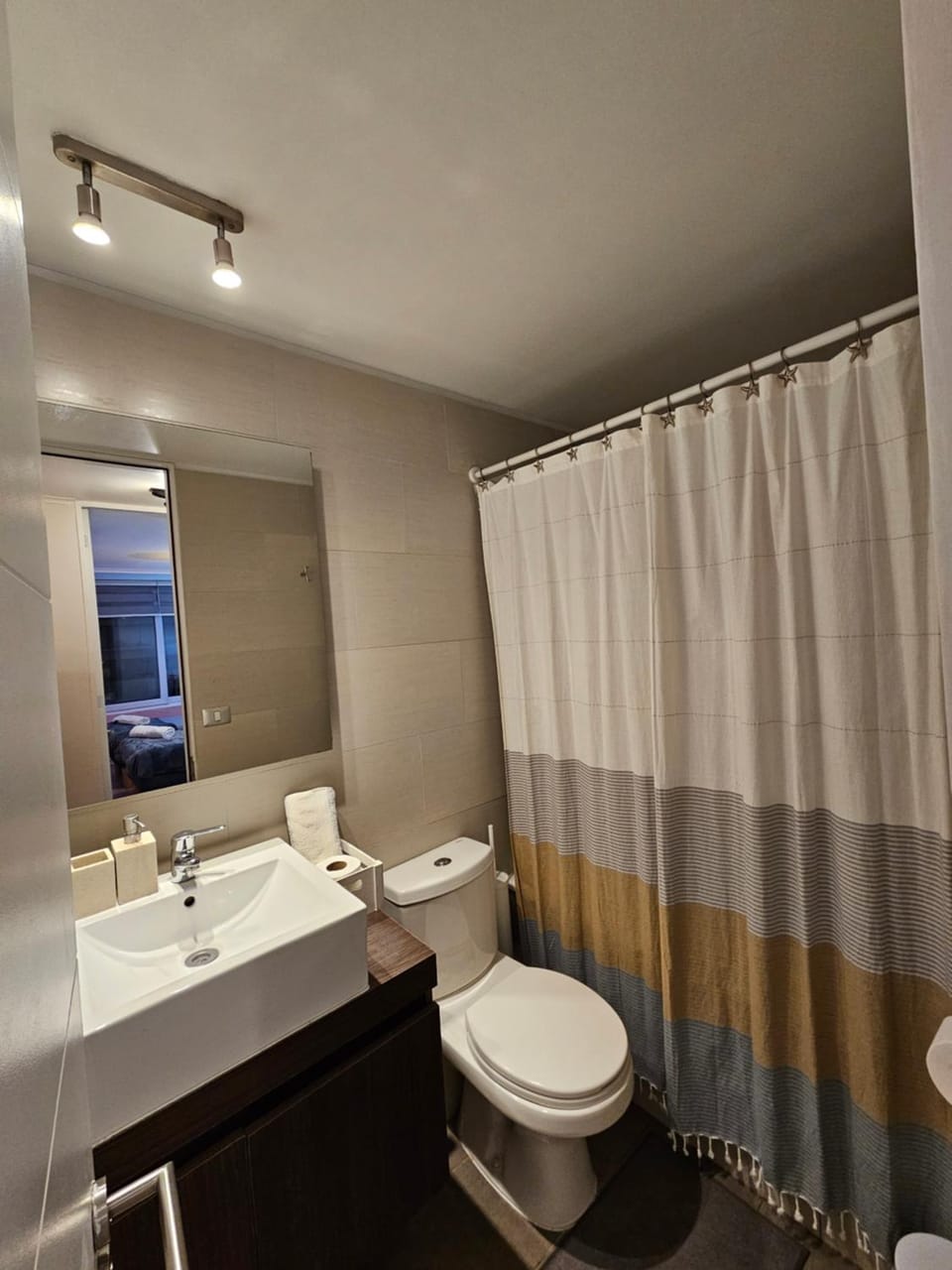 Vive Las Condes, a una cuadra del Mall Parque Arauco Apartment in Las Condes