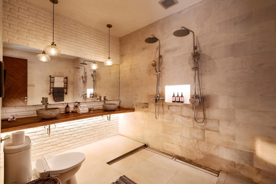 Shower, Bathroom, towels