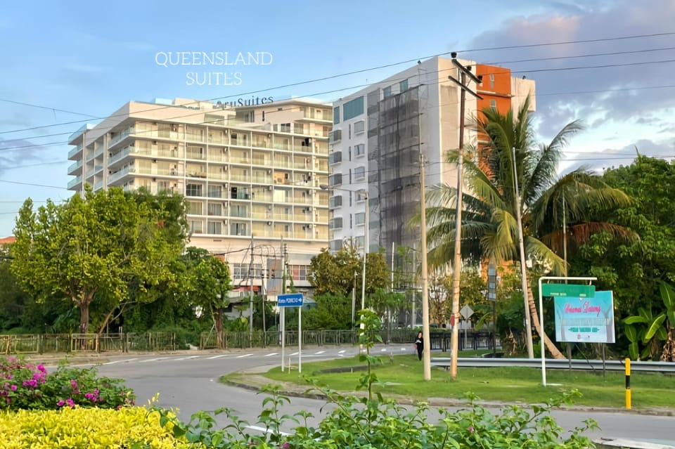 Property building, Day, Street view, Location