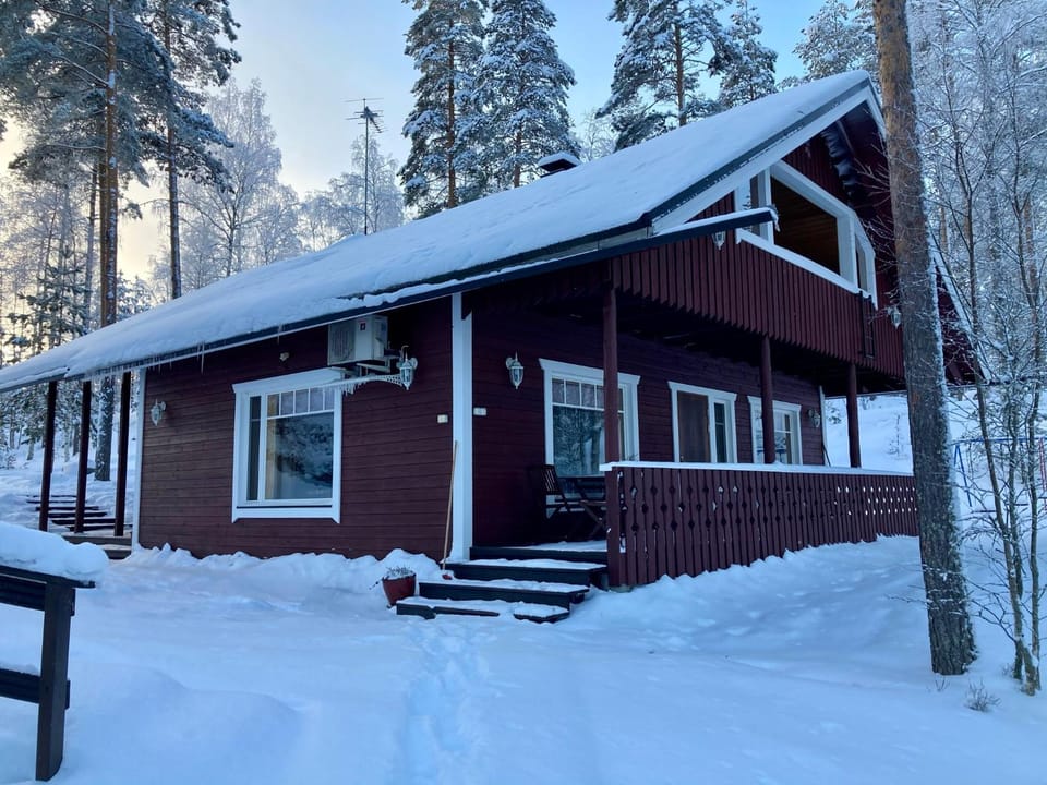 Villa Huvikalliola, LaatuLomat Villa in Finland