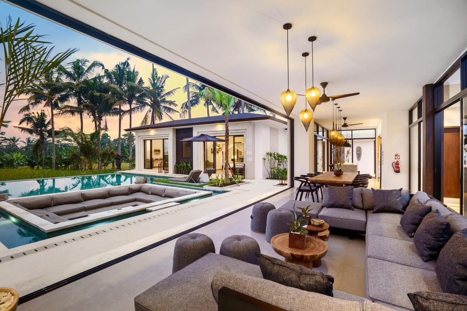 Property building, View (from property/room), Seating area, Garden view, Pool view