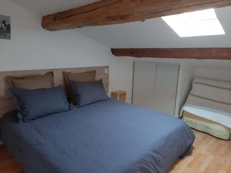 LOCATION APPART 45 M² - 2 CH AVEC JARDIN PRIVATIF House in Occitanie