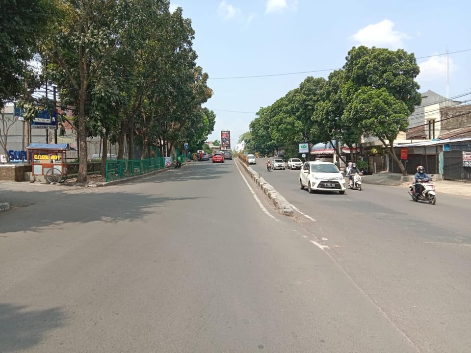 Neighbourhood, Street view