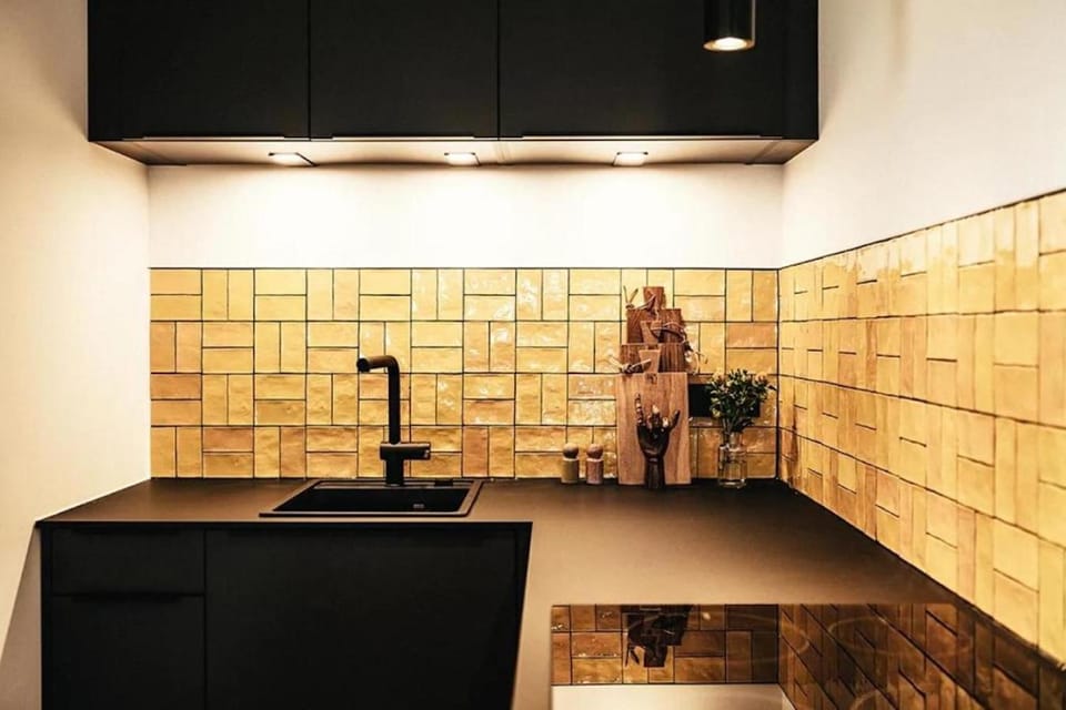 Kitchen or kitchenette, kitchen