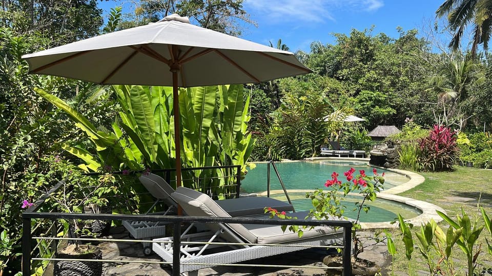 Pool view, Swimming pool
