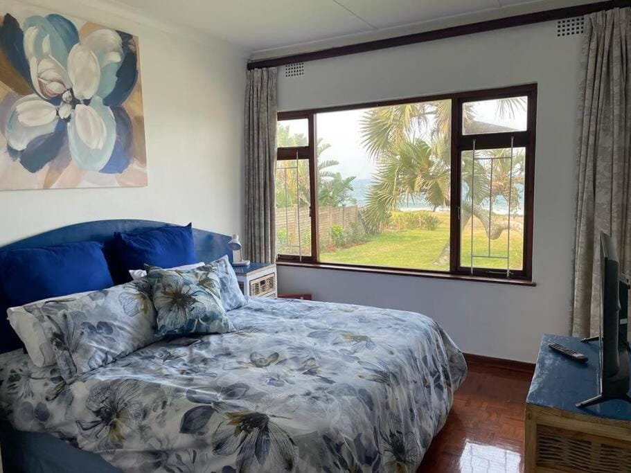 Bedroom, Garden view