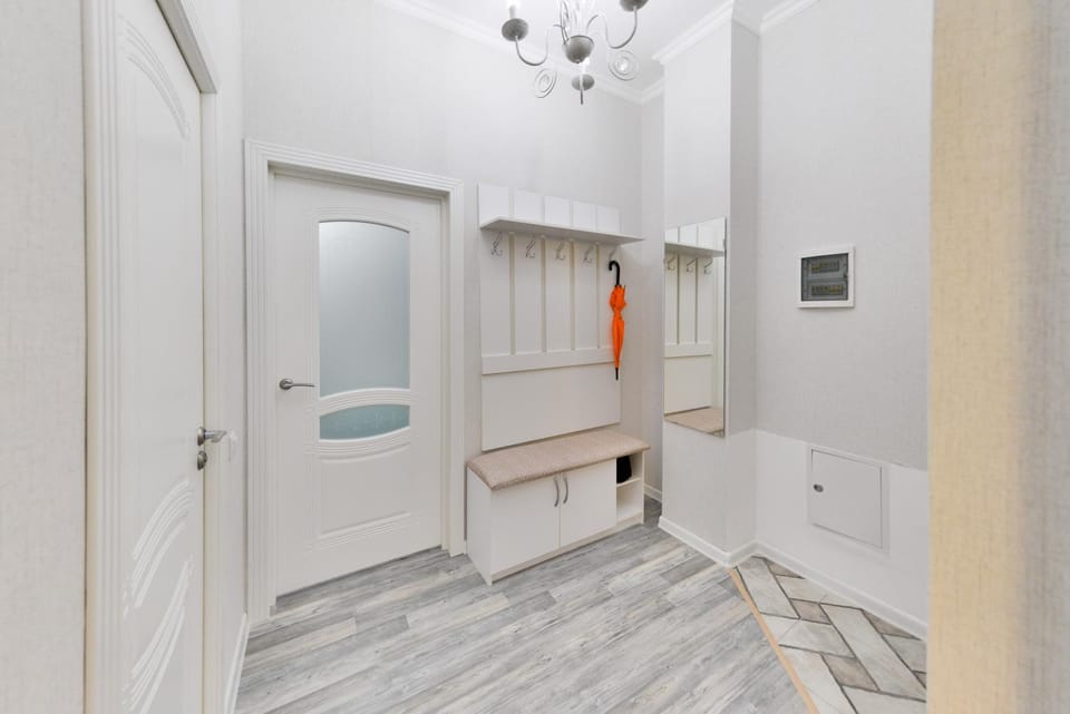 Communal lounge/ TV room, Facade/entrance