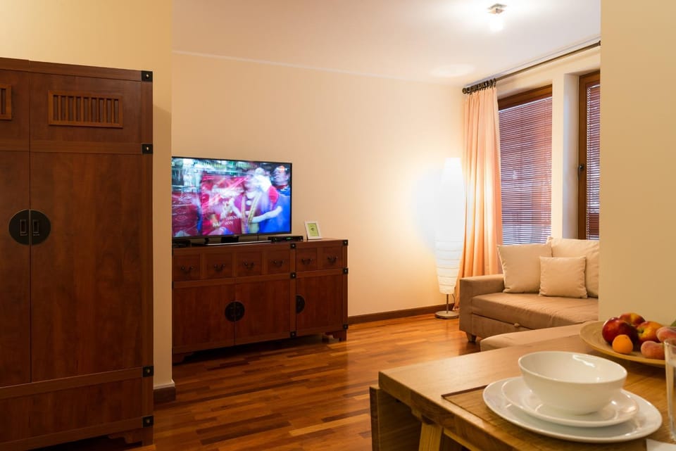 TV and multimedia, Seating area