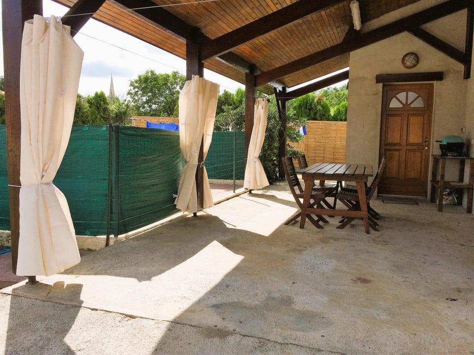 Balcony/Terrace, Balcony/Terrace