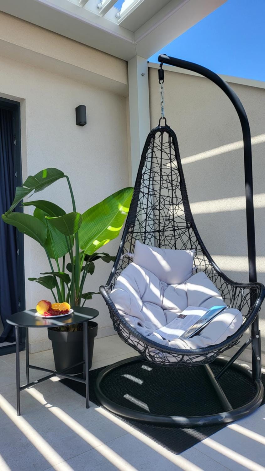 Patio, Day, Balcony/Terrace