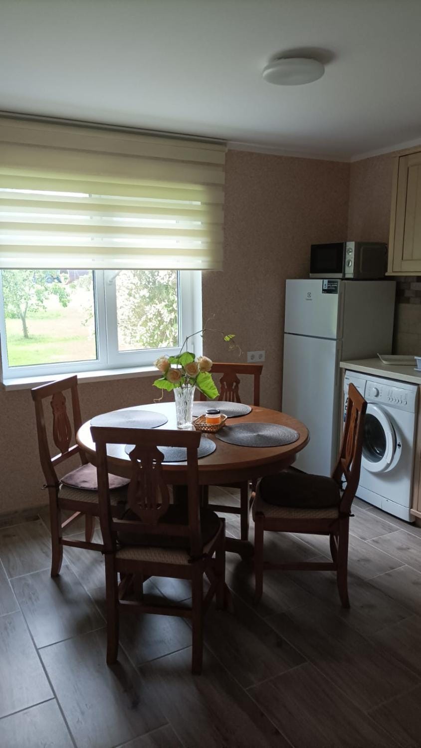 Dining area, minibar, washing machine