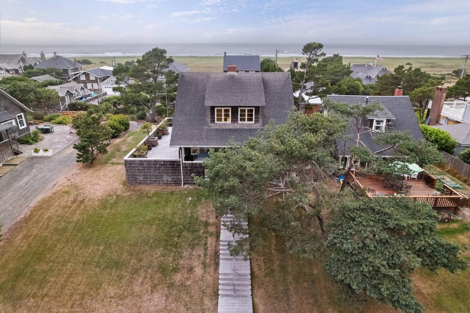 Gin Ridge Cottage House in Gearhart