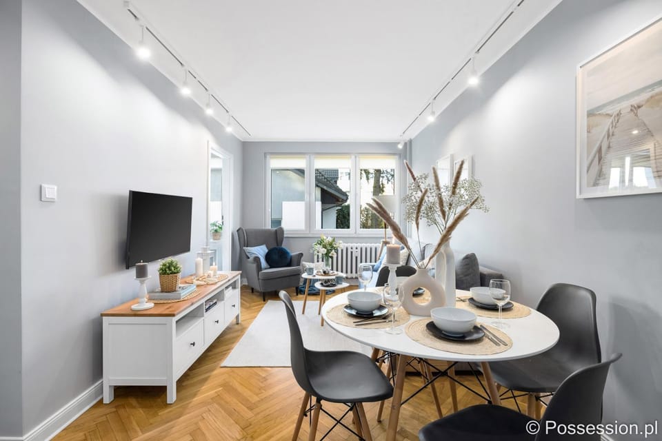 Communal lounge/ TV room, Living room, Seating area, Dining area