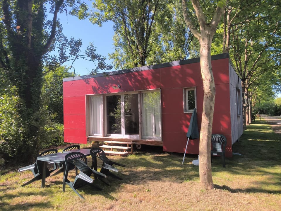 Camping Onlycamp Le Petit Bocage Campground/ 
RV Resort in Pays de la Loire