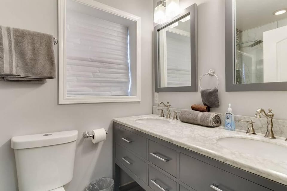 Picfair Village Modern Glam House House in San Fernando Valley