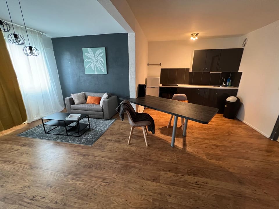 Living room, Seating area, Dining area