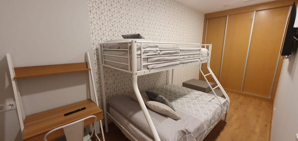 bunk bed
