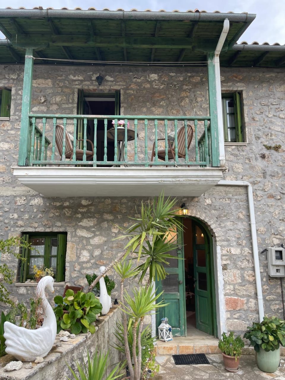 Patio, Facade/entrance, Balcony/Terrace