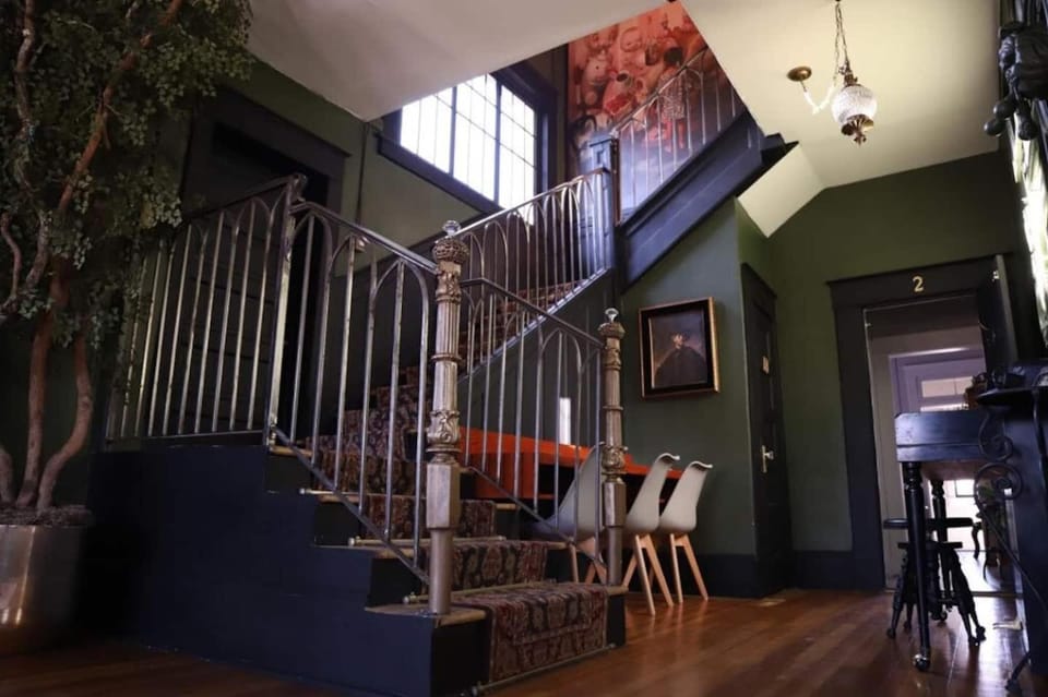 Historic Casa Mina 1BR Near Downtown w Parking Apartment in Ciudad Juarez